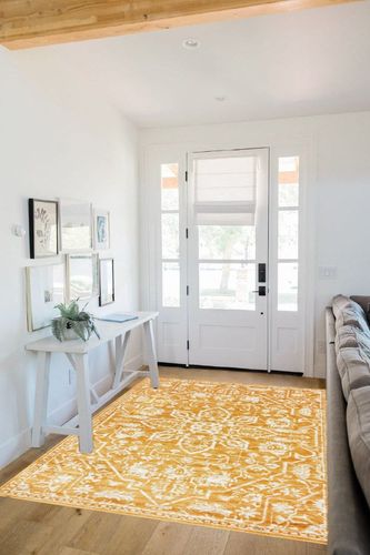 Well Woven Della Gold Vintage Medallion Pattern Area Rug (5'3" x 7'2") in White Scandinavian Entryway