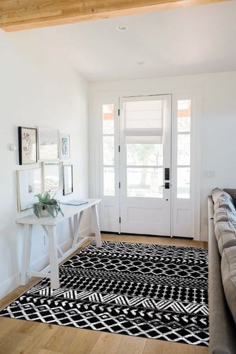 CAMILSON Boho Moroccan Area Rug, 5x7 Geometric, Diamond Design for Living Room Bedroom Black/White Indoor Area Rugs Bohemian in White Scandinavian Entryway