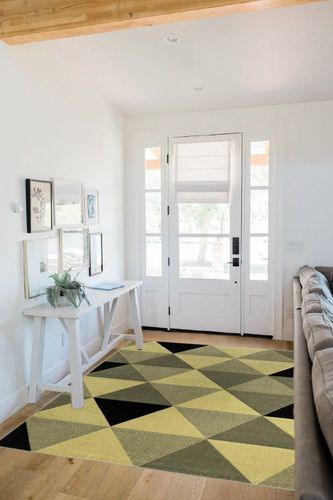 Well Woven Reita Green & Black Modern Geometric Triangle Boxes Beveled Pattern Area Rug 5x7 (5'3" x 7'3") in White Scandinavian Entryway