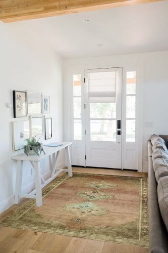 Magnolia Home by Joanna Gaines x Loloi Sinclair SIN-06 Collection Machine Washable Clay / Tobacco 5'-0" x 7'-0" Area Rug in White Scandinavian Entryway