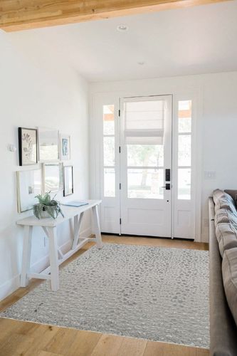 CosmoLiving by Cosmopolitan HZ50A Cougar Area Rug, Snow Leopard in White Scandinavian Entryway