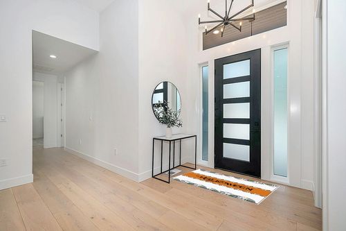 Large Area Rug, Halloween Non-Slip Indoor Accent Area Carpet, Fall Pumpkin Black Bats Tombstone White Fluffy Shaggy Runner Rug for Living Room, Bedroom, Kids Room, 2'7"x 5" in Modern White Entryway