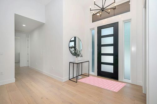 Large Area Rug, Pink Non-Slip Indoor Accent Area Carpet, White Modern Geometric Abstract Art Aesthetics Fluffy Shaggy Runner Rug for Living Room, Bedroom, Kids Room, 2'7"x 5" in Modern White Entryway