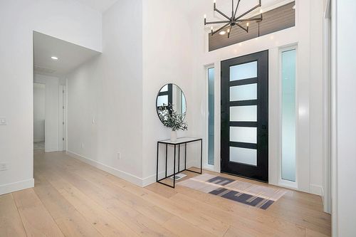 SAFAVIEH Orwell Collection Accent Rug - 3' x 5', Grey & Charcoal, Mid-Century Modern Abstract Design, Non-Shedding & Easy Care, Ideal for High Traffic Areas in Entryway, Living Room, Bedroom (ORW304F) in Modern White Entryway