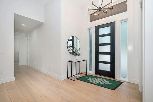 RUGGABLE x Jonathan Adler Washable Rug - Perfect Modern Area Rug for Living Room Bedroom Kitchen - Child Friendly - Stain & Water Resistant - Venom Emerald 3'x5' (Standard Pad) in Modern White Entryway