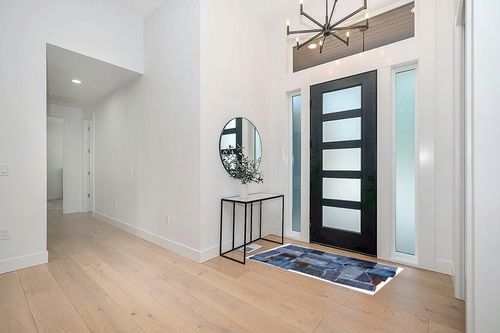 Unirea Modern Denim Area Rug, Durable Faux Cowhide Vintage Irregular Rugs, Stain Resistant Non-Slip Backing Washable Rugs for Living Room Bedroom Kids Room Nursery, Western Home Decor, 3x5 ft/60"X36" in Modern White Entryway