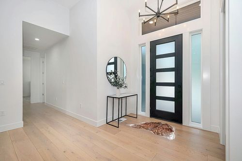 Huichenxing2021FURSTORE Faux Fur Deer Hide Rug, Animal Deer Skin Cowhide Area Rug Animals Mat Non-Slip Deer Rug for Home Living Room Bedroom 35.4x41.3inch in Modern White Entryway