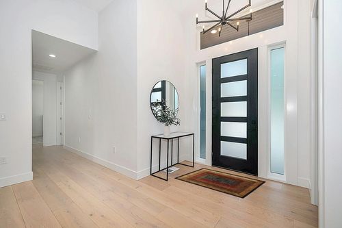 Home Dynamix Royalty Vega Contemporary Geometric Area Rug, Black/Brown, 31.5"x47" in Modern White Entryway