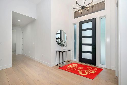 ALAZA Two Dragon and Yin-yang Symbol Red Area Rug for Living Room Bedroom, Non-Slip Rug for Home Decor 5'3"x4' in Modern White Entryway