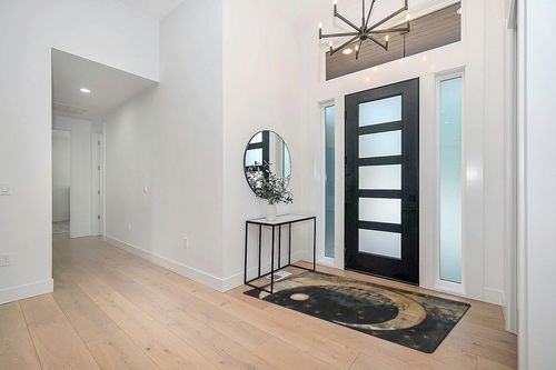 Minimalist Moon Stars Design Area Rugs 4 ft x 6 ft Soft, Fluffy, Non-Slip Perfect for Indoor, Bedroom, Nursery, Living Room, and Kitchen Durable & Washable Carpet AR-069186206 in Modern White Entryway