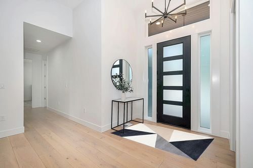 Abani Rugs Gray, Cream and Beige 4 ft. X 6ft. Contemporary Rug. Repeated Triangles in Tones of Cream and Gray Inspired by mid-Century Design. Minimalistic Design Turkish Stain Resistant Area Rug. in Modern White Entryway