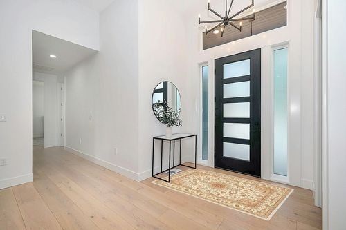 Boho Area Rug, 4' x 6' Machine Washable Rugs for Entryway Faux Wool Large Rugs Distressed Throw Rug Non-Slip Floor Carpet for Indoor Bedroom Kitchen Living Room in Modern White Entryway