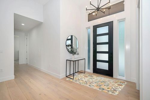 Lahome Floral Medallion Collection Area Rug - 4’ X 6’ Non-Slip Distressed Bohemian Vintage Traditional Area Rug Accent Throw Rugs Floor Carpet for Living Room Bedrooms Decor (4' x 6', Multicolor) in Modern White Entryway