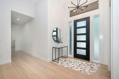 Sunshine Cowhides Genuine Cowhide Patchwork Rug Taupe - Champagne Mix Mosaic Leather - Luxurious are Rug for Living Room and Home Decor Enthusiasts - Masterpiece of Style & Functionality - 4x6ft in Modern White Entryway
