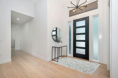 Abani Arto 4'x6' Cream/Beige Area Rug, Cheetah Print Design - Durable Non-Shedding - Easy to Clean in Modern White Entryway