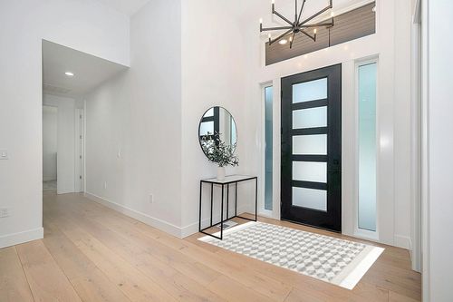 Rugs USA x Arvin Olano Fractal Diamond Wool Area Rug, 4' x 6', Grey in Modern White Entryway