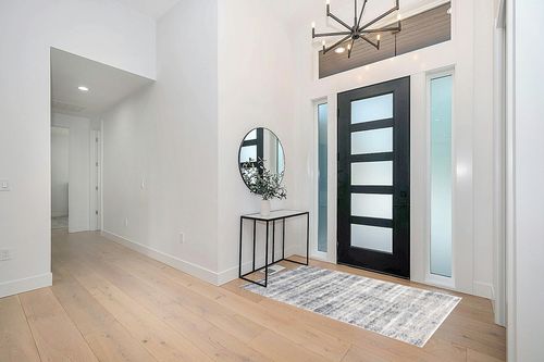SAFAVIEH Fontana Shag Collection 4' x 6' Grey/Ivory FNT856G Modern Non-Shedding Living Room Bedroom Dining Room Entryway Plush 2-inch Thick Area Rug in Modern White Entryway