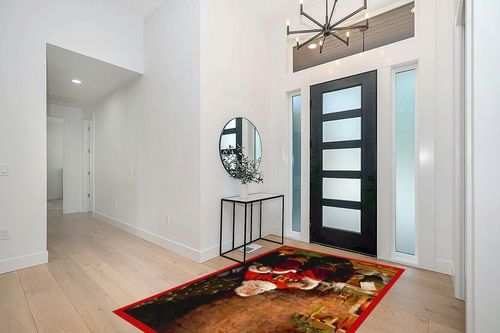 Milliken RJ McDonald Christmas Party Novelty Rug Rug Size: 5'4" x 7'8" in Modern White Entryway