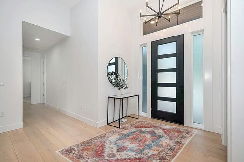 Comeet Area Rug 5x8, Living Room Bedroom Rug, Washable Vintage Area Rug Anti Slip Floor Carpet for Dining Room Home Orange/Blue in Modern White Entryway