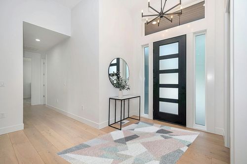 Rugs America Mika Collection MO60A Milkshake Contemporary Geometric Area Rug 5'0"x7'6" in Modern White Entryway