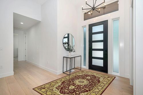 WESTLOOM Area Rug 5x8 Vintage Bohemian Medallion Rugs Boho Floral Floor Cover Indoor Soft Plush Rug Retro Oriental Non-Slip Floor Mat Non-Slip Non-Shedding Throw Carpet for Living Room Bedroom Red in Modern White Entryway