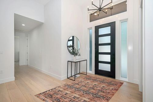 Loloi II Layla Collection LAY-14 Mocha/Blush, Traditional 5'-0" x 7'-6" Area Rug in Modern White Entryway