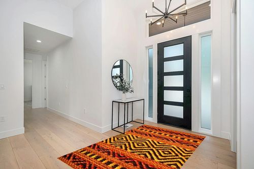 INDIA LIVING Indian Handmade Kilim Rug Moroccan Area Rug Washable Bedroom Rug Indoor Small Persian Living Room Office Carpet Decorative Rug, 5"x8", Orange in Modern White Entryway