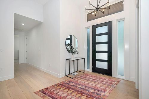 Loloi II Layla Collection LAY-15 Magenta/Multi, Traditional 5'-0" x 7'-6" Area Rug in Modern White Entryway