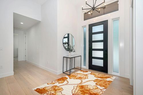 SAFAVIEH Dip Dye Collection 5' x 8' Ivory / Orange DDY683A Handmade Floral Watercolor Premium Wool Area Rug in Modern White Entryway