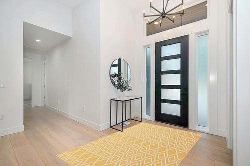 Jill Zarin Outdoor Collection Area Rug - Turks and Caicos (5' 3" x 8' Rectangle Yellow Ivory/Ivory) in Modern White Entryway