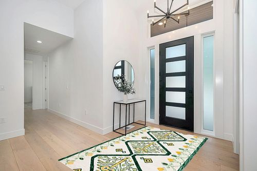 SAFAVIEH Aspen Collection Area Rug - 5' x 8', Ivory & Yellow, Handmade Moroccan Boho Tribal Wool, Ideal for High Traffic Areas in Living Room, Bedroom (APN703C) in Modern White Entryway
