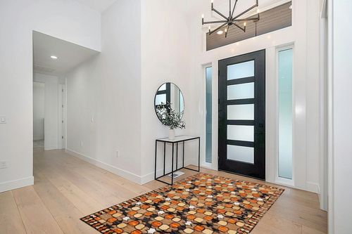 SAFAVIEH Aspen Collection Area Rug - 5' x 8', Light Yellow & Orange, Handmade Boho Wool, Ideal for High Traffic Areas in Living Room, Bedroom (APN128D) in Modern White Entryway