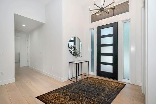 Unique Loom Imperial Collection Paisley, Distressed, Border, Vintage, Modern, Abstract Area Rug, 5 x 8 ft, Black/Orange in Modern White Entryway