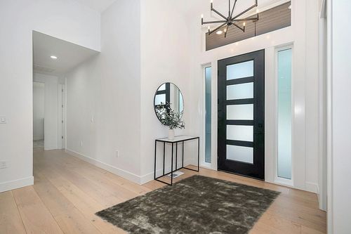 Paris Shag Collection 5' x 7' Silver in Modern White Entryway