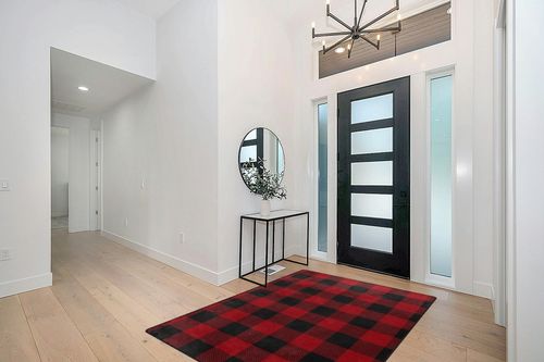 9CH Red Black Buffalo Plaid Rug 7' x 5', Christmas Area Rugs Non-Slip, Red Buffalo Check Rugs Carpet for Kitchen Living Room Bedroom in Modern White Entryway