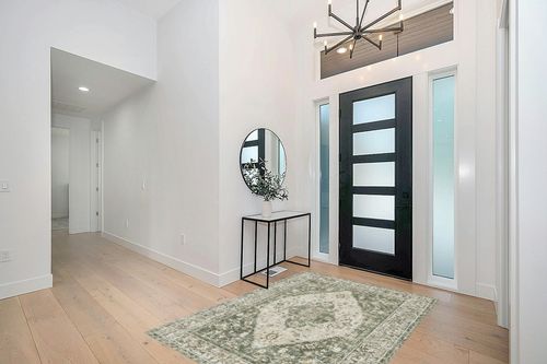 Valenrug Washable Rug 5x7 - Ultra Thin Green Collection Area Rug, Stain Resistant Non-Skid Rugs for Living Room, Antique Bedroom Rugs(5'x7', TPR26-Green) in Modern White Entryway