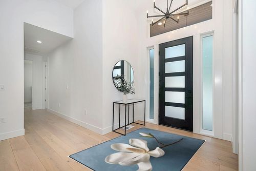 DNOVING Area Rug 5x7ft Large Non Slip Rubber Backed Fluffy Rug for Bedroom, Stain Resistant Decor for Living Room, Office, Dining Room Elegant White Magnolia Design in Modern White Entryway