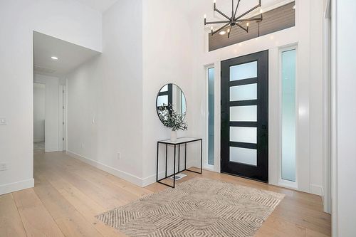 New Home Geometric Honeycomb Hand-Tufted Wool Area Rug - 5' x 7' in Modern White Entryway