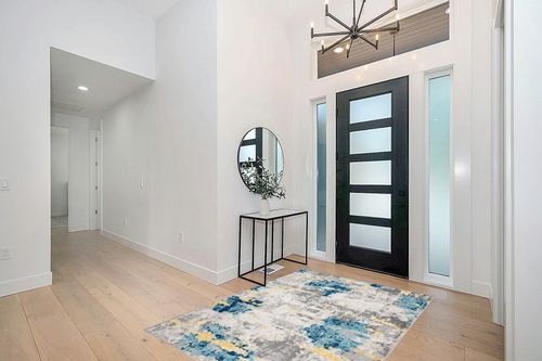 Rugshop Sky Collection Transitional Abstract Area Rug 5' x 7' Cream in Modern White Entryway