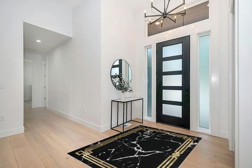 Antep Rugs Babil Gold 5x7 Abstract Marble Geometric Indoor Area Rug (Black, 5'3" x 7') in Modern White Entryway