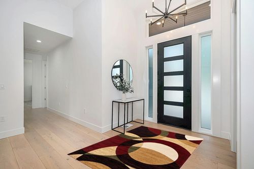 Well Woven Dulcet Bingo Red Modern Geometric (5'3" x 7'3") Area Rug in Modern White Entryway