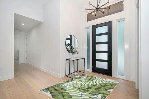 CAREMEE 5x7 Area Rug for Living Room Low Profile Palm Tree Leaf Area Rug Large Throw Carpet Indoor Machine Washable Rug for Bedroom Kitchen Patio Home Decor, 5' x 7' Green in Modern White Entryway