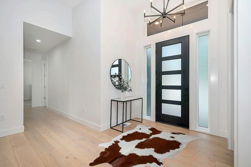 A-STAR Brown & White Cowhide Leather Rug Natural Premium Cow Skin Hide Hair on Area Rug for Living Room Décor 5ft x 7ft (152 CM X 213 CM) XX-Large in Modern White Entryway