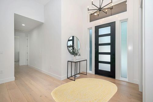 Super Area Rugs Farmhouse Braided Rug Cotton Kitchen Reversible Carpet, Yellow & White, 5' x 7' Oval in Modern White Entryway