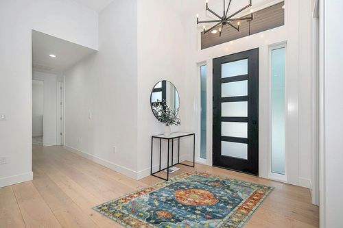 JOLENE.K Washable Rugs for Living Room 5x7 Area Rugs Boho Rug Non Slip Bedroom Decor Vintage Oriental Rug Indoor Rug Mat Stain Resistant Throw Rug Dining Home Office Nurery, Blue/Orange in Modern White Entryway