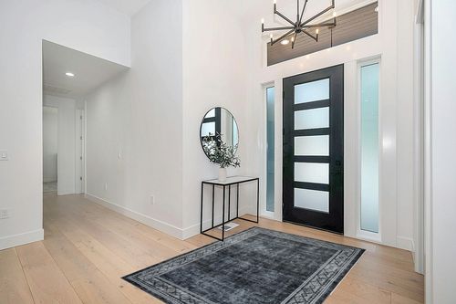 Fashionwu Vintage Area Rug 5x7 Grey Rug for Bedroom Machine Washable Floor Mat for Office Geometric Patio Dining Room Rug Aesthetic Carpet Non-Shedding Anti-Slip Floor Mat, Gem Printed, Gray in Modern White Entryway