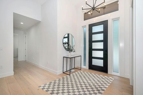 Balta Rugs Oslo Checkered Shag Rug, Gray, 5' 3" x 7' in Modern White Entryway