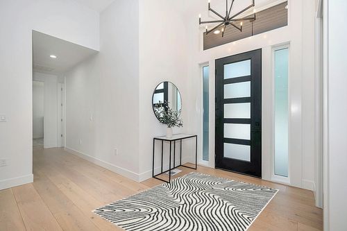 LUXE WEAVERS Le Monde Collection 8505 Anthracite 5x7 Geometric Marble Swirl Area Rug in Modern White Entryway