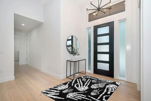 ALAZA Black White Halloween Skeleton Hand Area Rug Rugs for Living Room Bedroom 7' x 5' in Modern White Entryway