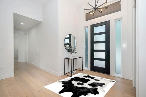 Black and White Cowhide Rug Natural Cow Skin Cow Hide Leather Area Rug Hair On, Large 5 ft X 6 ft Premium Black White Shed Free Natural Hide in Modern White Entryway